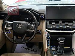 تۆیۆتا لاند کروزەر